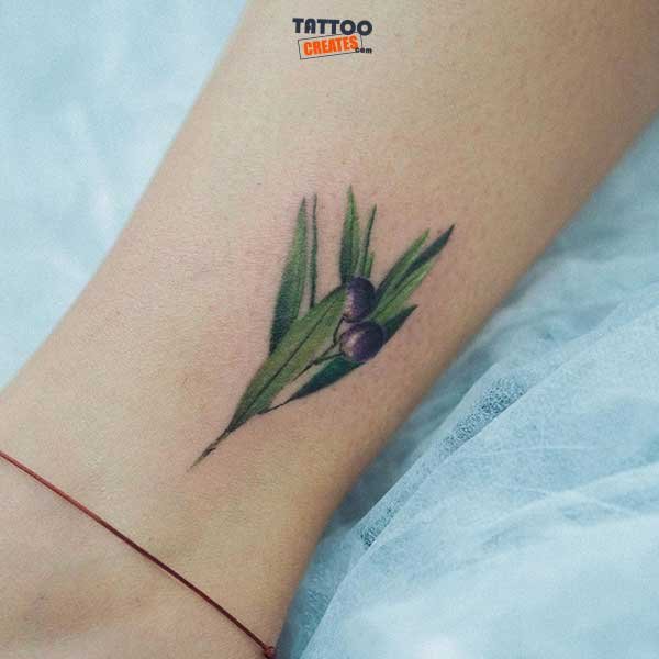 60+ Stunning Olive Branch Tattoos With Meaning (New Designs)